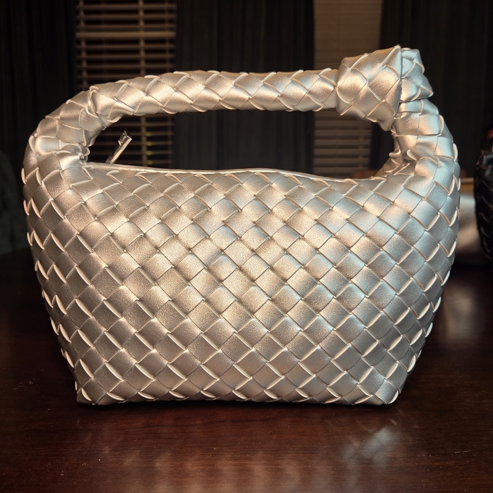Elegant Silver Woven Handbag- Brand New